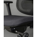 Fotel ergonomiczny GRID M – SYNCHRON, podłokietniki 4D, funkcja kąta ujemnego, podstawa aluminiowa