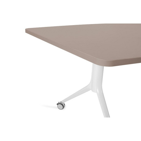 Stół rozkładany Carl Table II – blat MFC 25 mm, zamek zabezpieczający, kółka 65 mm - Kolor: Beżowy - Kolor Stelaża: Biały